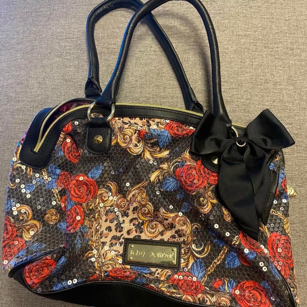 Betsey johnson